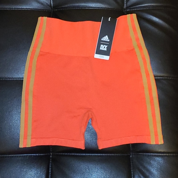 NWT adidas x IVY PARK High wasited coral shorts M - Picture 4 of 4
